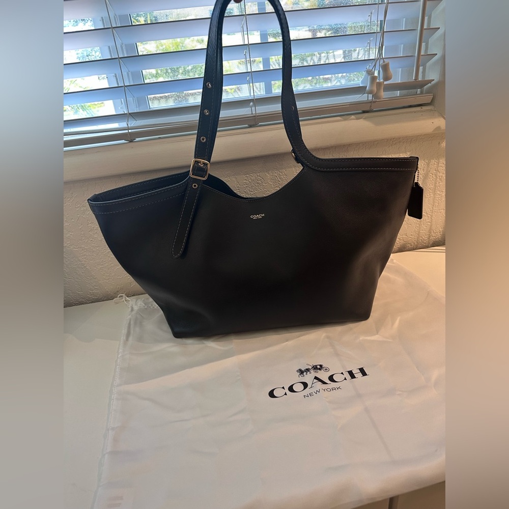 Coach Gramercy Black Leather Tote with Adjustable Straps